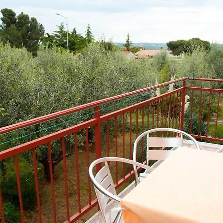 Giuliano Apartment *