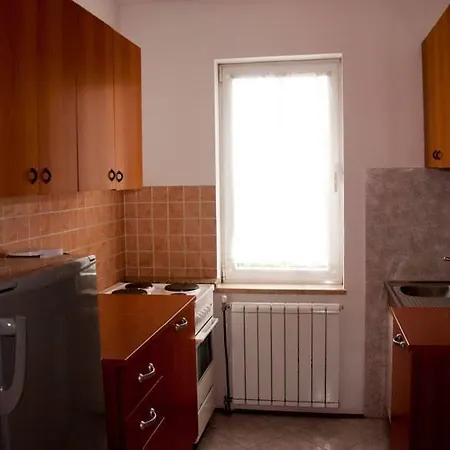 Giuliano Apartment